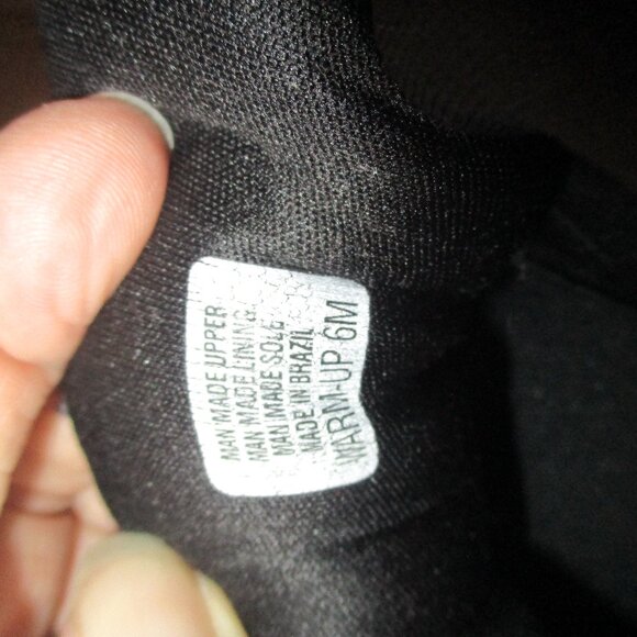 GB Black Warm-up Booties sneakers hi-tops all weather 6 NWOT - Picture 6 of 6